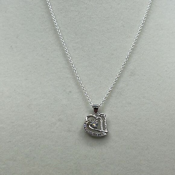 Sterling silver CZ double heart pendant and 18” chain necklace - Picture 2 of 9